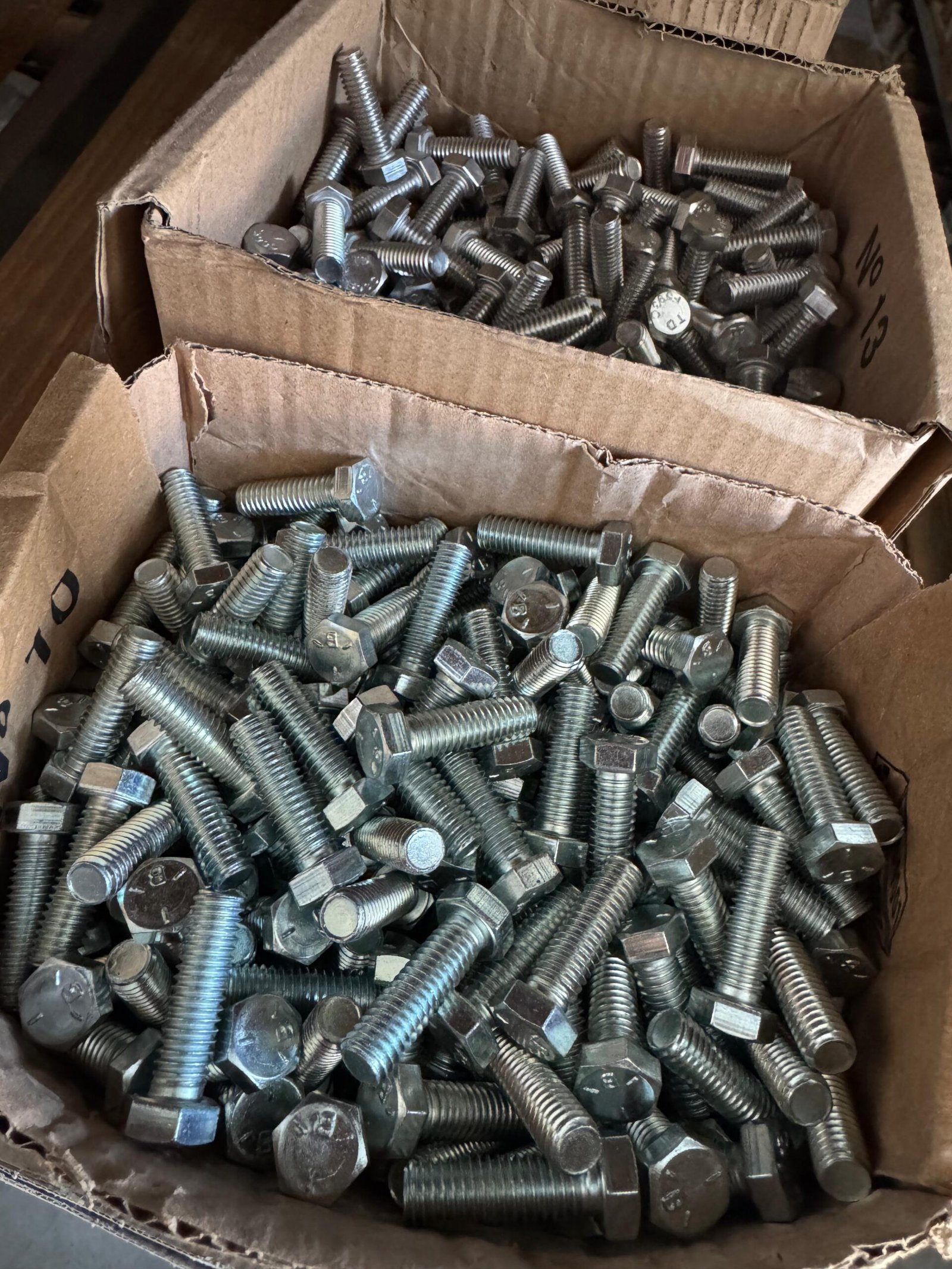 rocha rolamentos - parafusos 2